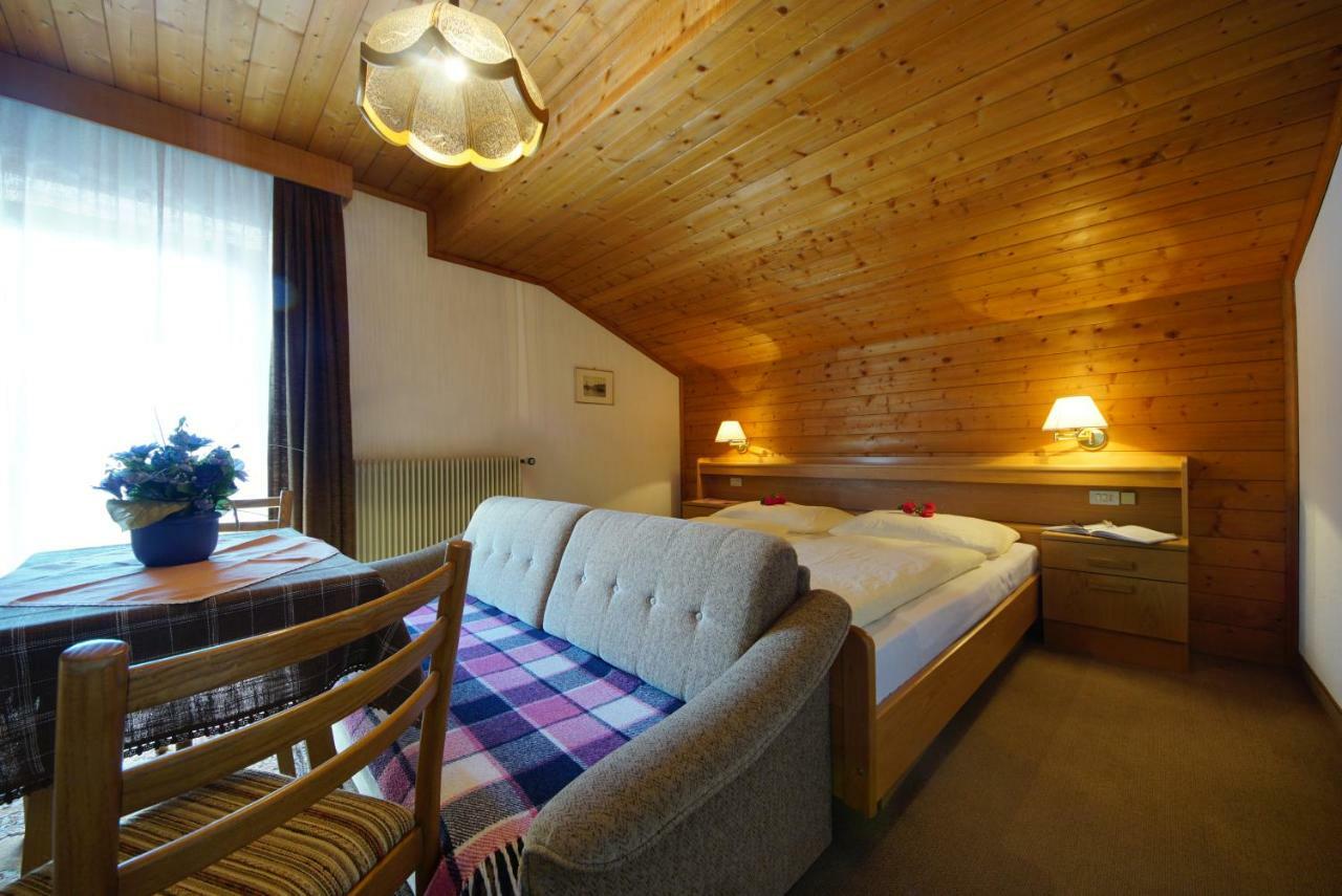 Garni Flurida Bed & Breakfast Badia  Exterior photo